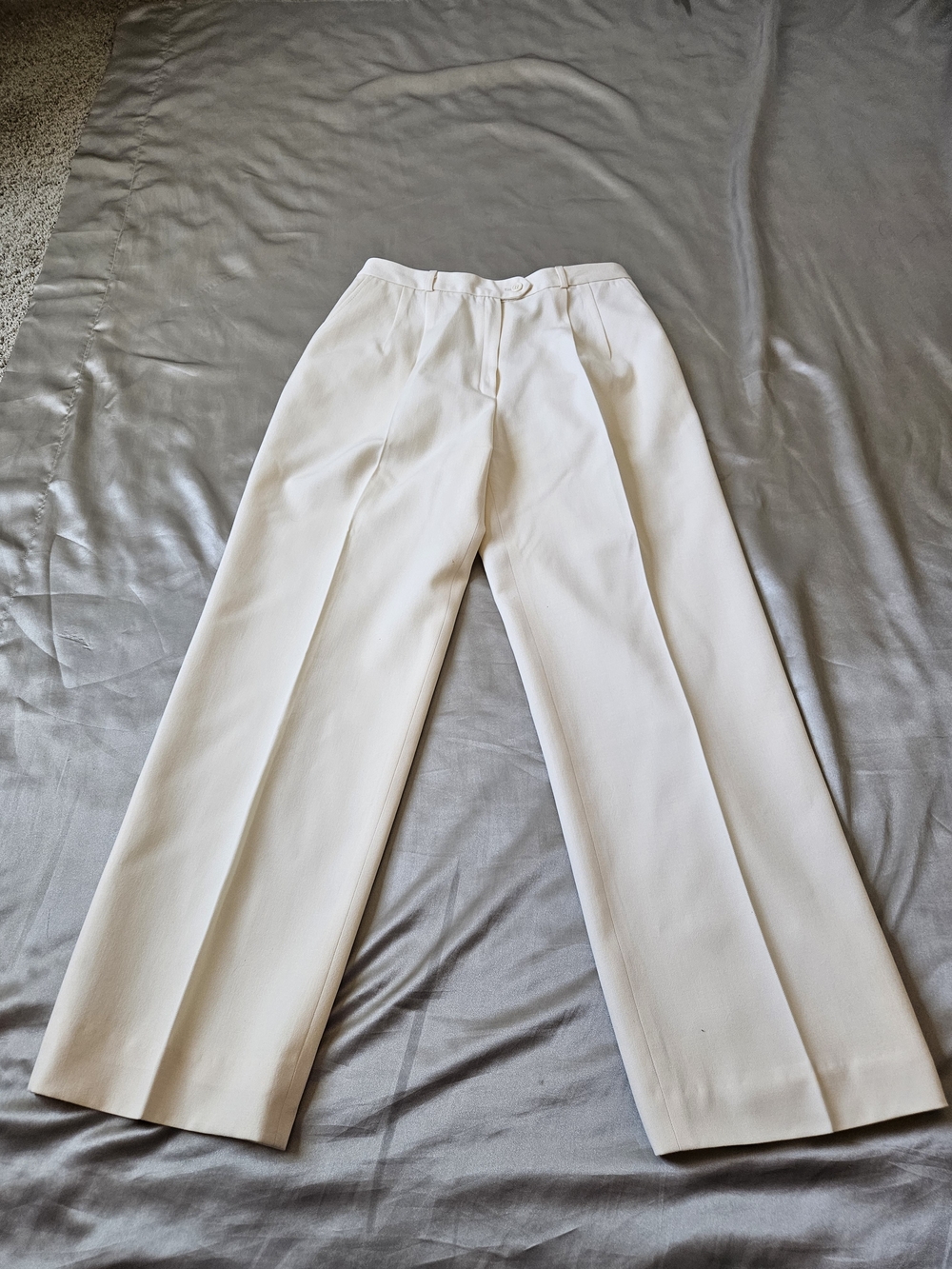 Vintage Harvè Bernard Women's 100% Wool fully Lined  Ivory Dress Pant Size 14